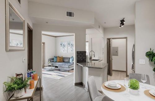 South Main Apartment | Cozy Lux Pad HTX
