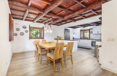Orbacem Villa | Cozy luxarious villa to spend days with Family and Friends
