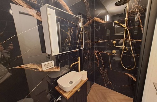 Beit Shemesh Apartment | Cozy & Luxurious apartment with 1 bedroom, WiFi & AC in beautiful Bet Shemesh