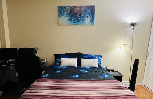 London Apartment | Cozy Luxurious Room