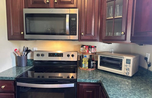 Linden House | Cozy Luxury, Meet Not Your Typical Cuties Cabin, a Secluded Retreat in Linden VA