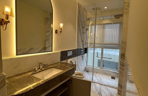 Bengaluru Condo | Cozy luxury studio with wifi in charming Bengaluru