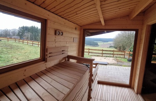 Roth bei Prum House | Cozy luxury vacation home Eifelblick Schneifel with garden sauna and dream view