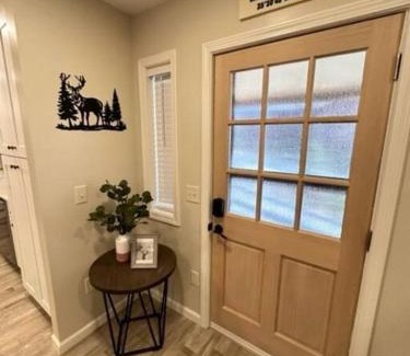Maggie Valley House | Cozy Maggie Retreat - Easy access with 2 car garage