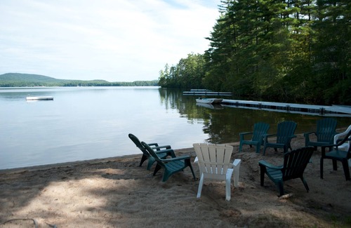 Raymond Cottage | Cozy Maine Cottage with Stunning Views & Waterfront Access on Panther Pond