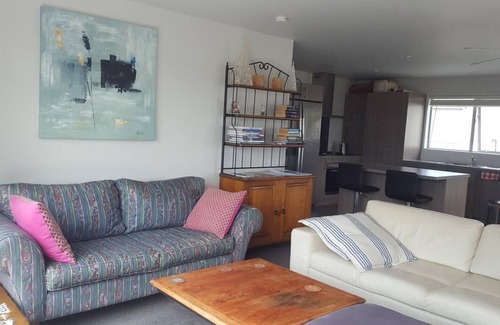 Mangawhai Heads House | Cozy mangawhai house