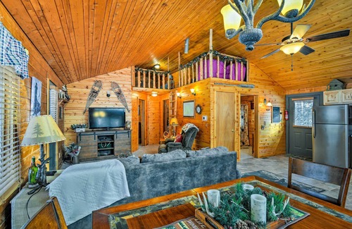 Steuben Cabin | Cozy Manistique Cabin w/Deck, Grill & Fire Pit!