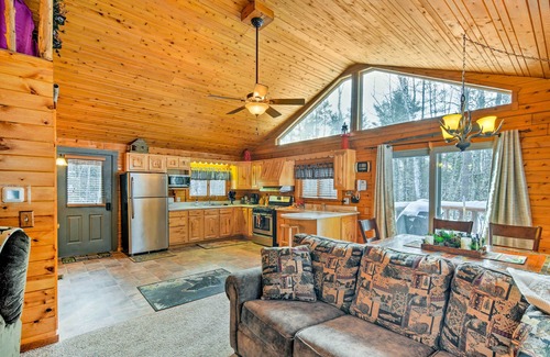 Steuben Cabin | Cozy Manistique Cabin w/Deck, Grill & Fire Pit!