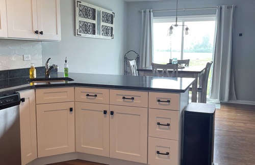 Manteno House | Cozy Manteno Townhome