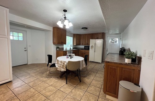 Mapleton Apartment | Cozy Mapleton Residence