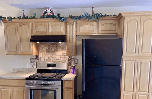 Port Arthur House | Cozy*Master BR & Private BA* Near Refineries/Lamar