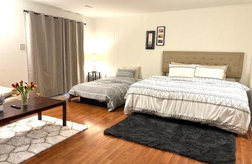Annandale House | Cozy Master Room near Washington