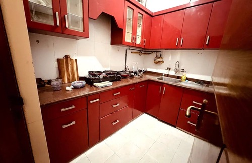 Mayur Vihar Phase 1 Apartment | Cozy Metro Retreat in the Heart of Delhinn