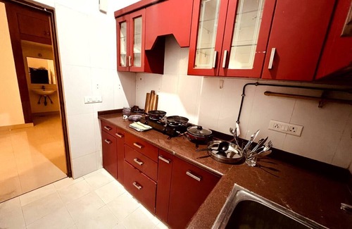 Mayur Vihar Phase 1 Apartment | Cozy Metro Retreat in the Heart of Delhinn
