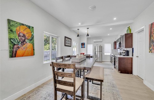 Opa-Locka House | Cozy Miami Villa Retreat