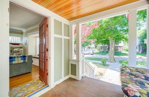 Frankfort House | Cozy Michigan Retreat with Deck and Gas Grill!