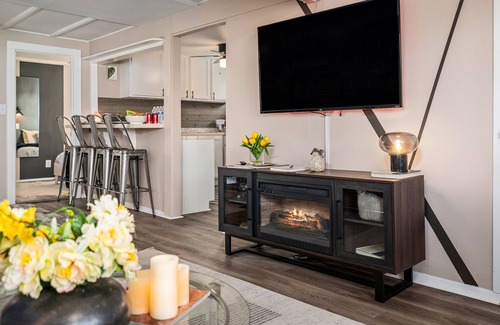 Surfside Beach House | Cozy Mid & Long Stays at Surfside Beach| 31+ Days