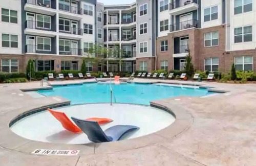 Sandy Springs Apartment | Cozy Mid-Rise Suburb of Atlantan