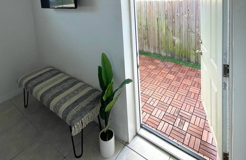 Carver City - Lincoln Gardens House | COZY MIDTOWN HOUSE, 5 min from TPA Airport and Raymond James Stadium!