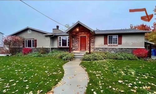 Millcreek House | Cozy Millcreek Home SLC