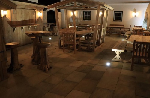 Vilsbiburg Apartment | Cozy minister chalet (34sqm) with south-facing balcony
