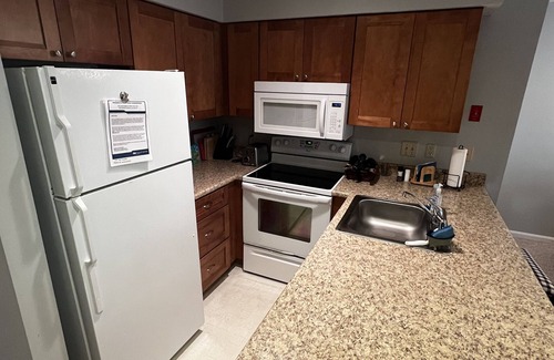 West Dover Condo | Cozy Mnt Snow Condo - 4 Min walk to Liftn