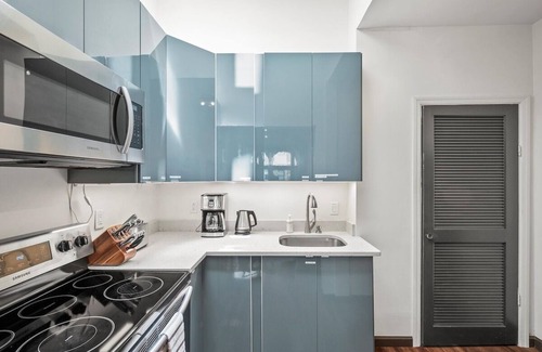 South Side Slopes Apartment | Cozy&Modern 2Bdr Apt PIttsburgh