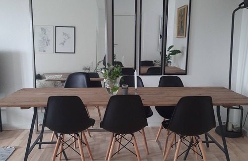 Ishøj Kommune House | Cozy & modern 59 sqm rowhouse, 20 min from city center by train.