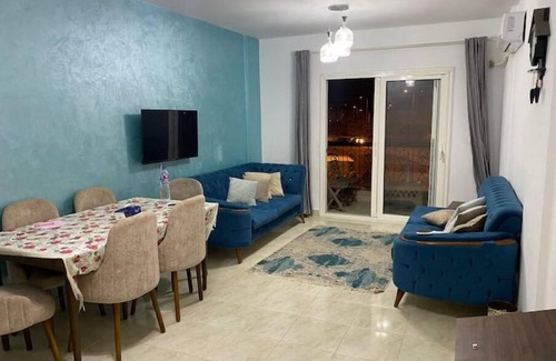 Ash-Shruq Apartment | Cozy Modern Apartment in El Rehab 2,