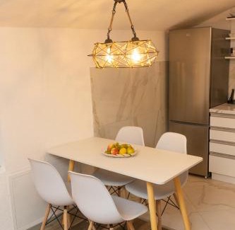 Mrzenci Apartment | Cozy Modern Apartment