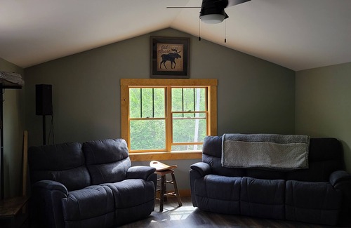 Rockwood Cabin | Cozy Modern Cabin