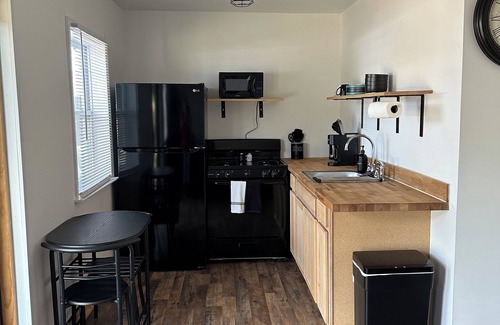 Scotts Apartment | Cozy, modern day tiny house.