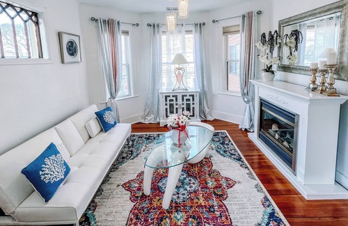 Winthrop House | Cozy & Modern Entire Home