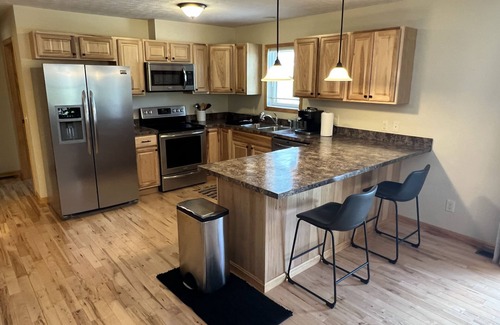 McHenry House | Cozy, modern home 1 mile to Wisp & Deep Creek Lake