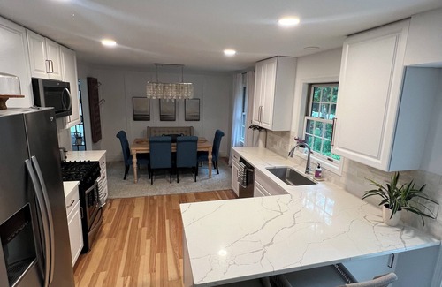 Gansevoort House | Cozy Modern Home close to Saratoga Springs NY