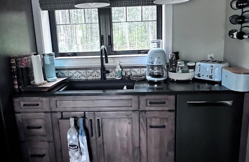 Unorganized North East Parry Sound House | Cozy Modern Home near many lakes and Algonquin Park and Skidoo/ATV Trails