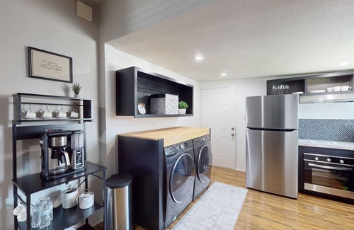 Uptown House | Cozy, modern home to get away!