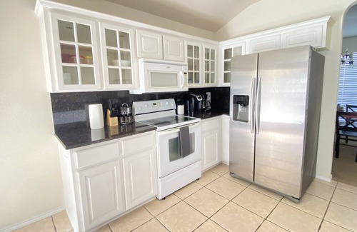 Killeen House | Cozy modern house-3beds/2baths
