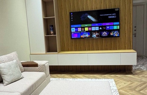 Tashkent Condo | Cozy Modern Infinity Apartment delightful Central Tashkent with WIFI, AC, Luxury