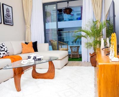 Thompson Estate Apartment | Cozy Modern One BedrooApt Balcony