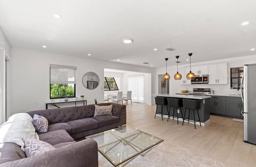 Boca Raton House | COZY MODERN RETREAT - EAST BOCA