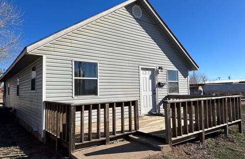 Sayre House | Cozy modern small town apartment pet and child friendly large parking