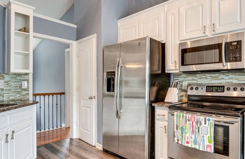 Winder House | Cozy Monroe Villa Getaway-Poolside Fun & Pet-Friendly!