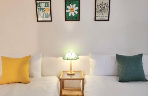 Cheonho-dong Apartment | Cozy Moon Ok Stay in Seoul