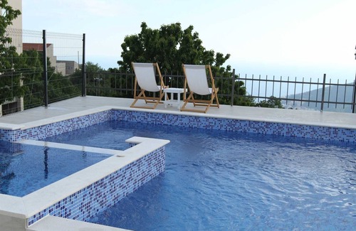 Lapcici Villa | Cozy Moonstruck Villa