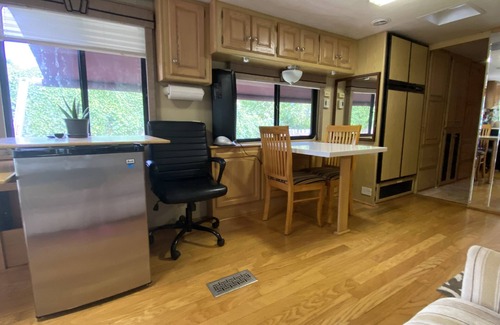 Ludlam House | COZY MOTOR HOME.