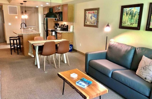 Copperstone Resort Condo | Cozy mountain retreat - Outdoor Hot Tub Access.
