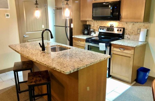 Copperstone Resort Condo | Cozy mountain retreat - Outdoor Hot Tub Access.