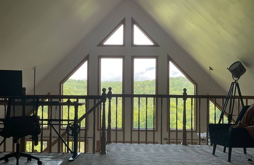 Great Cacapon Cabin | Cozy Mountain Cabin with Breathtaking Views
