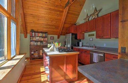 Redstone Cabin | Cozy Mountain Cabin Situated On Crystal River! Fly Fisherman's Dream!